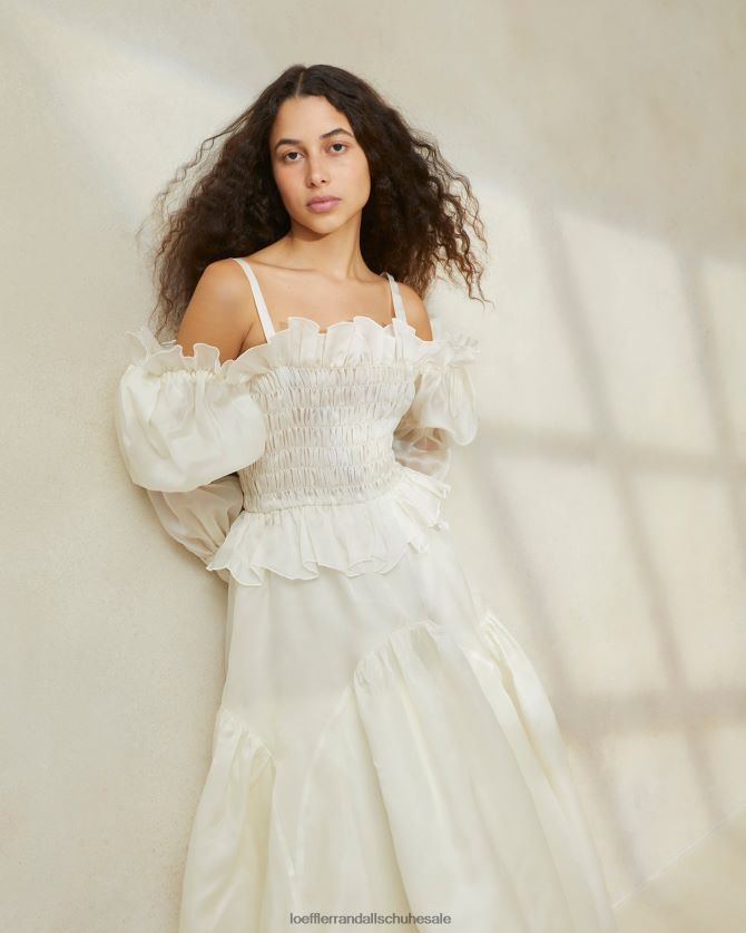 Frauen Loeffler Randall Suzette gesmoktes Organzakleid Creme Kleidung 846824170