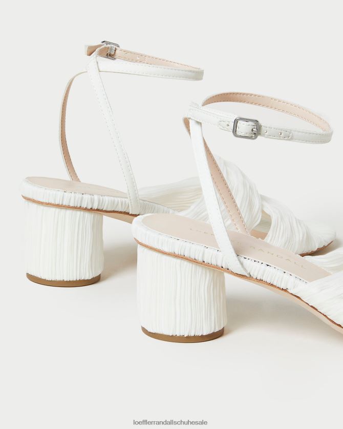 Frauen Loeffler Randall Raegan plissierter Twist-Absatz Perle Schuhe 84682433